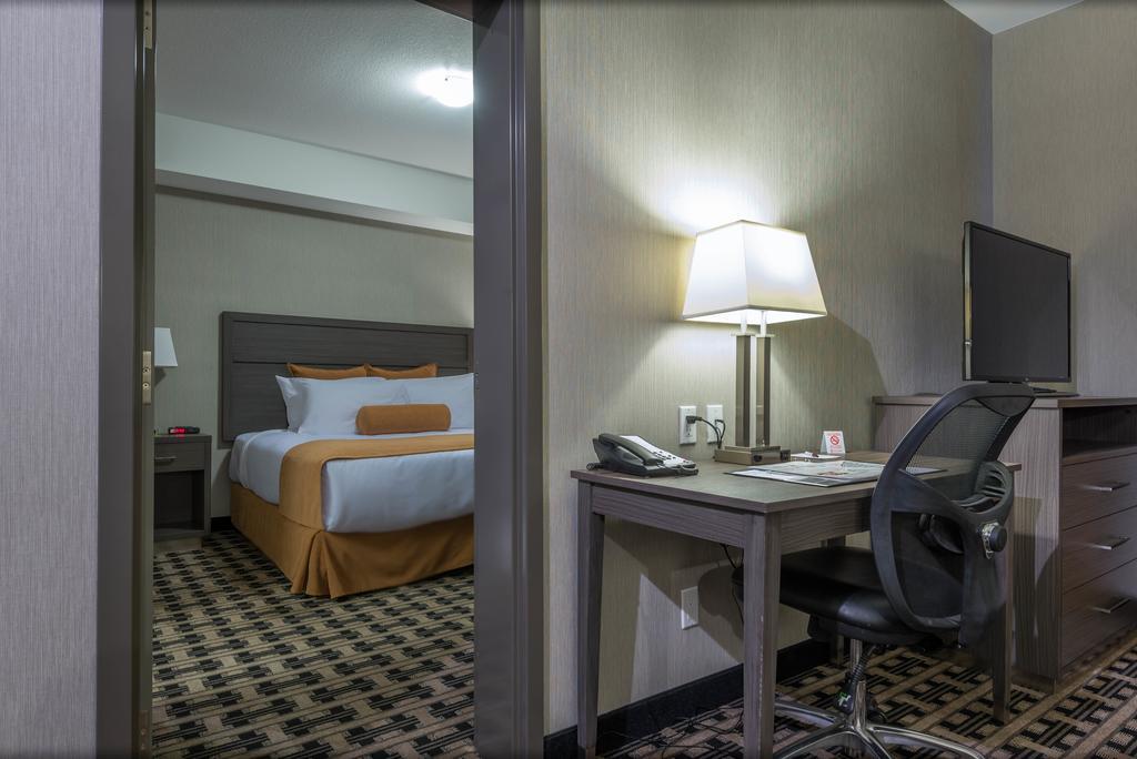 Timber Ridge Inn And Suites Fox Creek ห้อง รูปภาพ