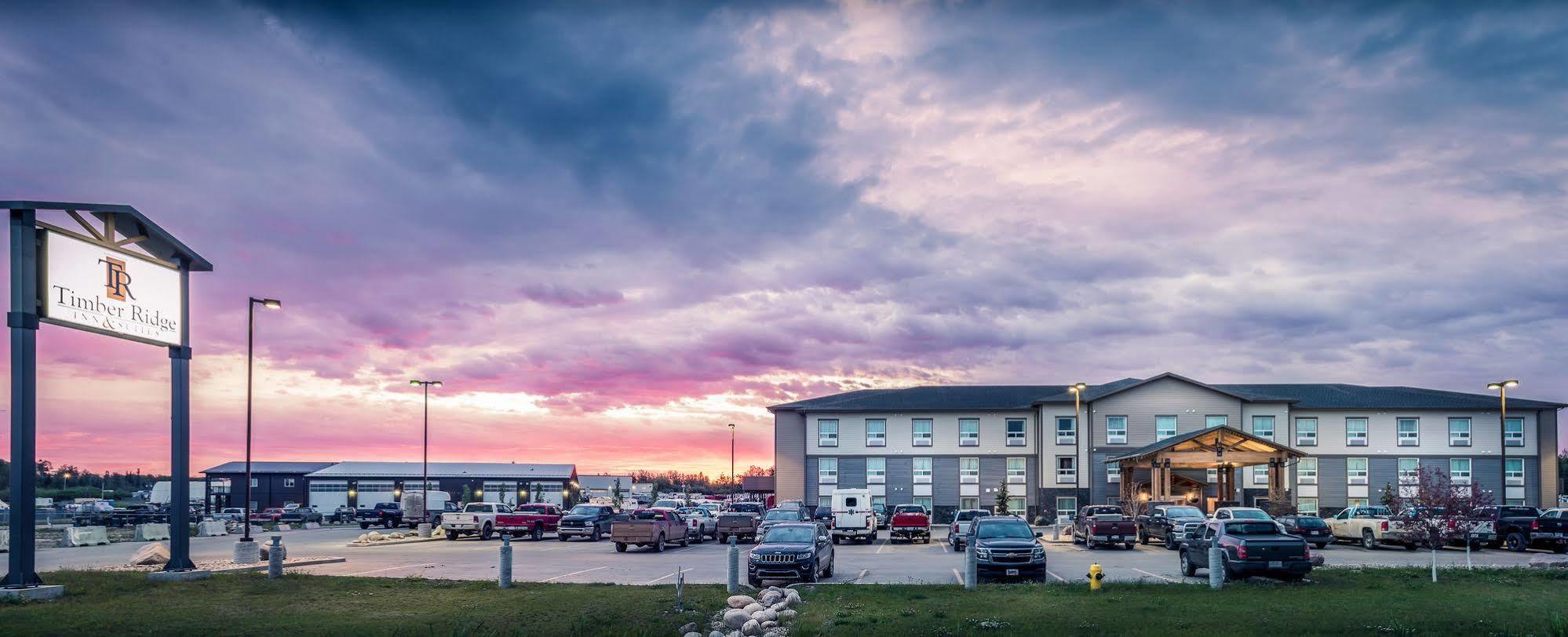 Timber Ridge Inn And Suites Fox Creek ภายนอก รูปภาพ