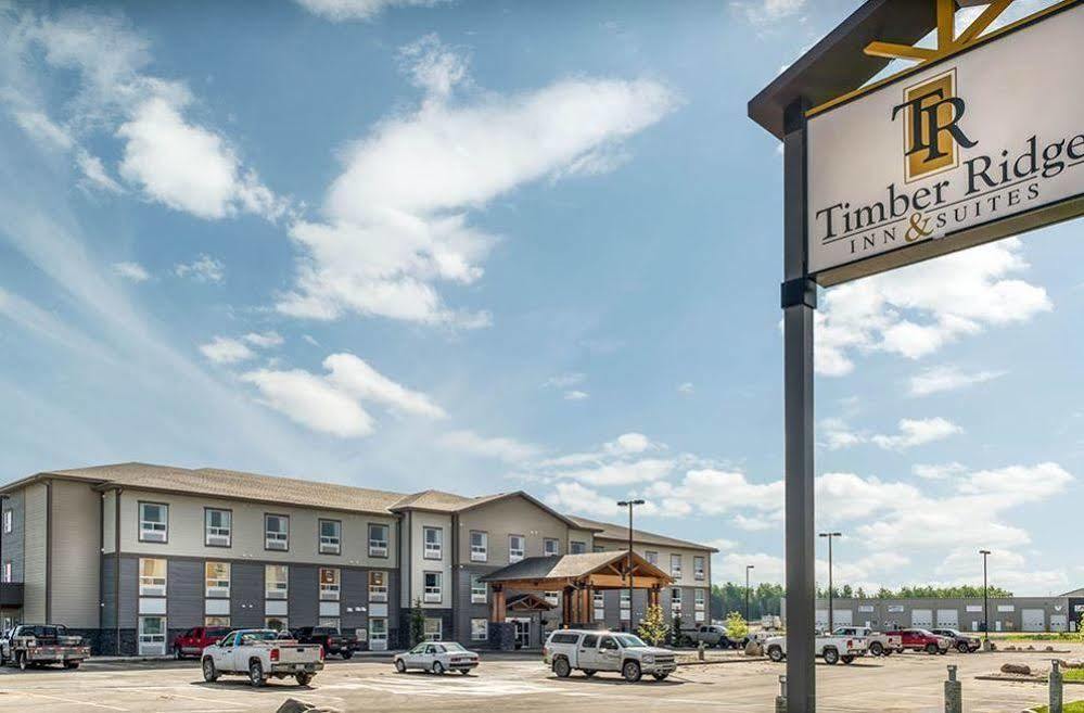 Timber Ridge Inn And Suites Fox Creek ภายนอก รูปภาพ